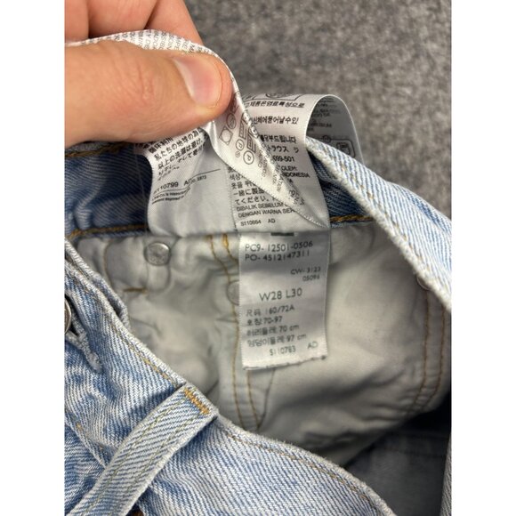 Levis 501 Jeans Mens 28x30 Light Wash Distressed Button Fly Denim High Rise - Picture 10 of 11